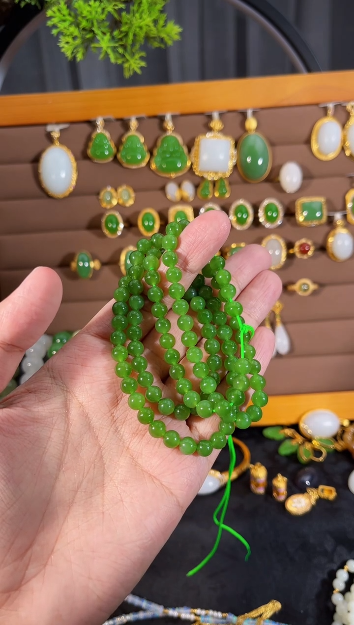 【闪购商品】和田玉项链未镶嵌碧玉项链