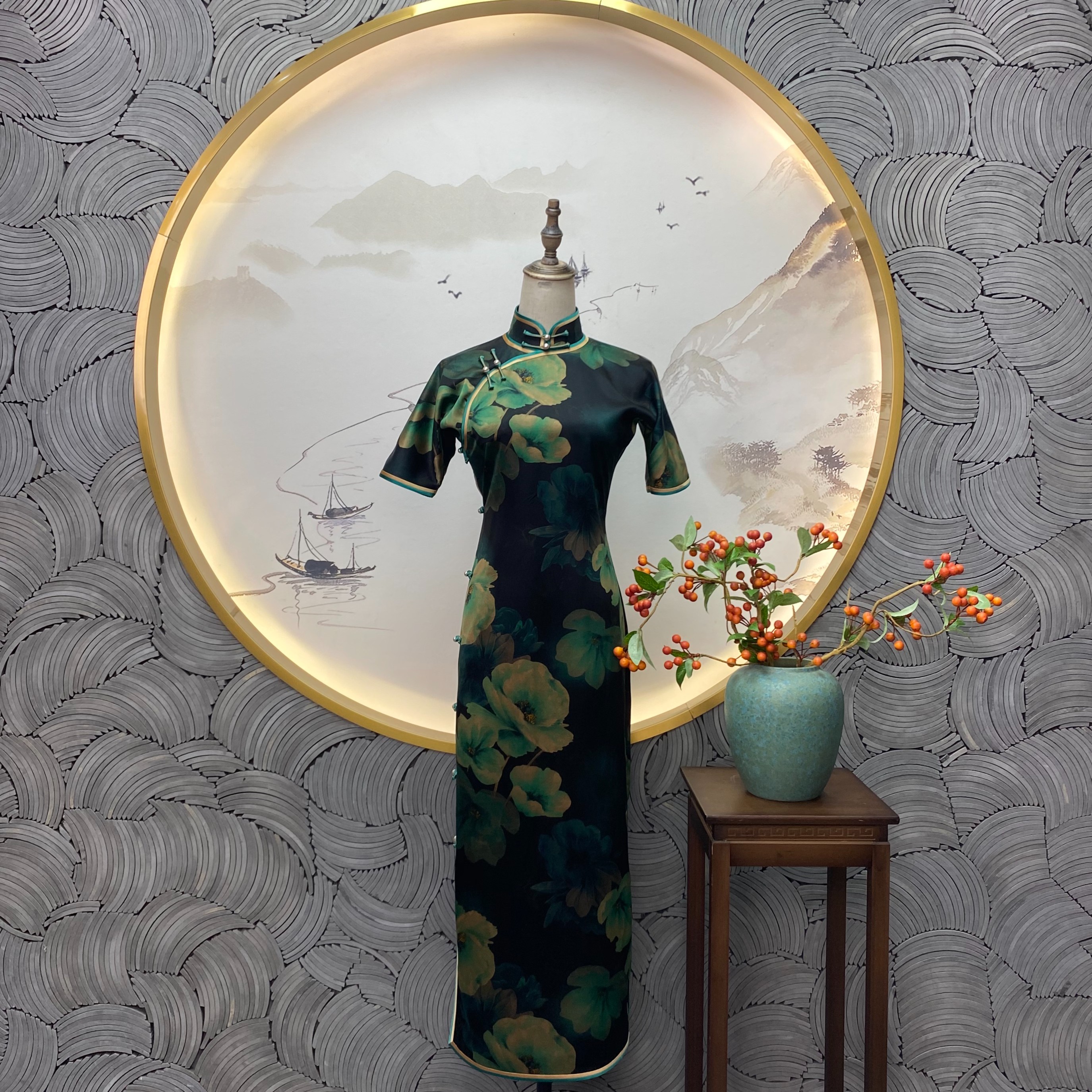 勾丝-【虞美人】良辰媄锦桑蚕丝香云纱手工扦边长款旗袍衣长约125CM