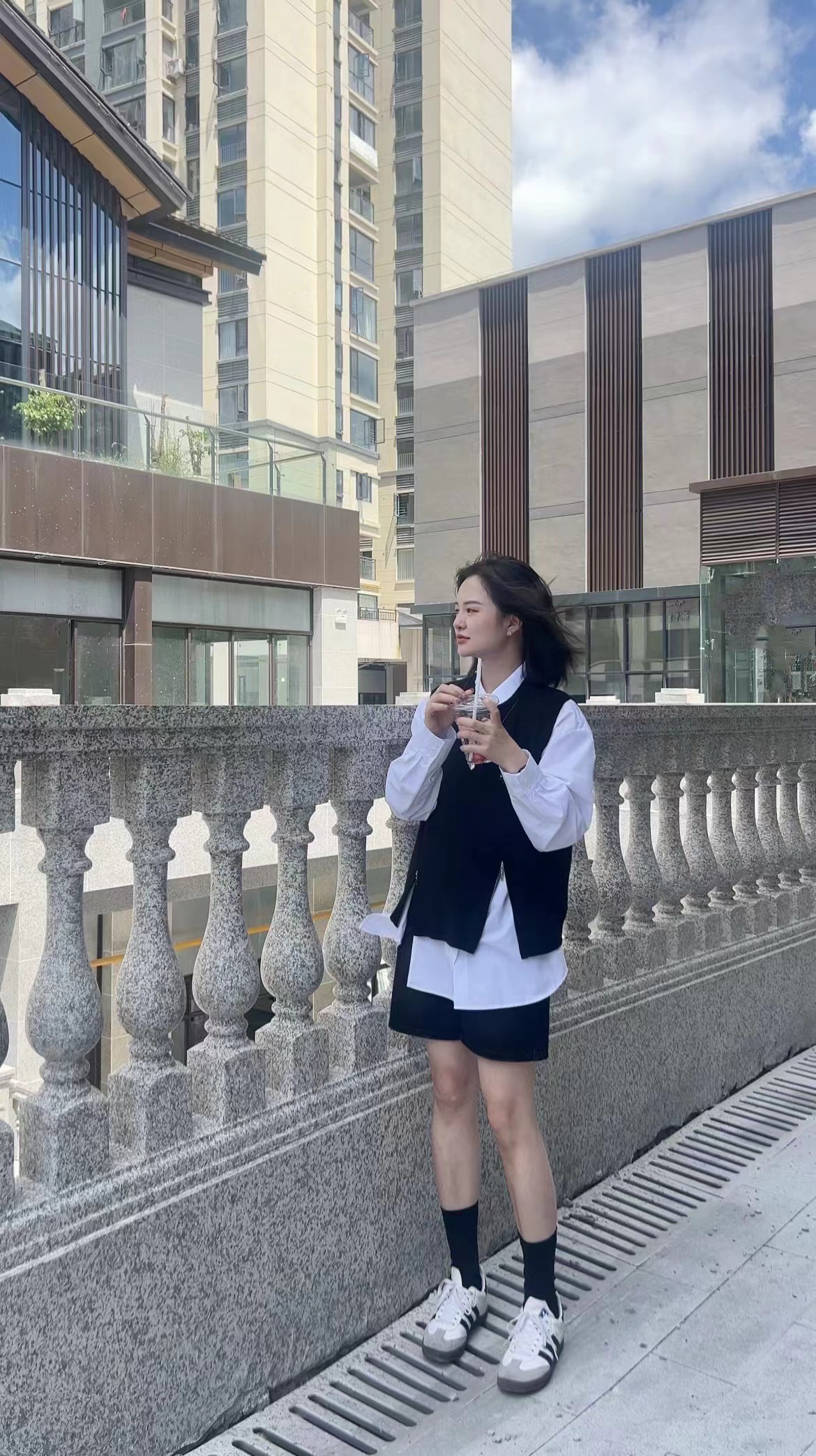 【俪妍】新款造型背心