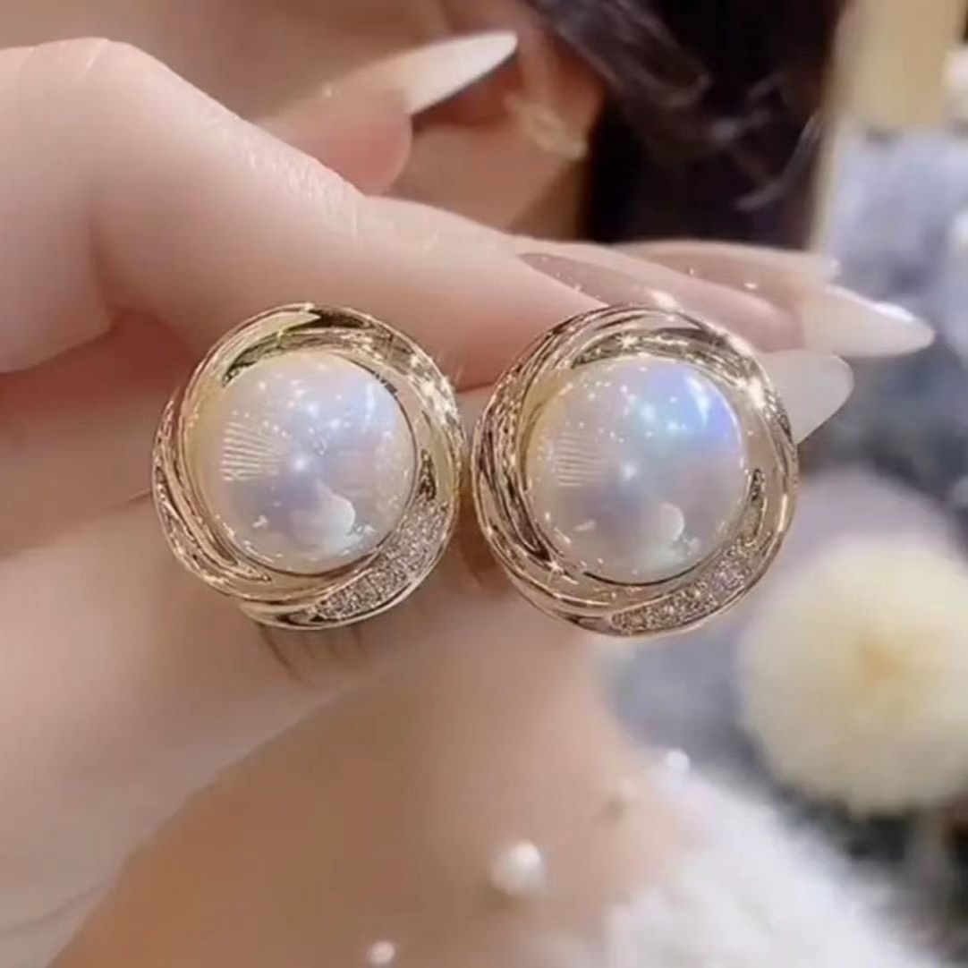 铜合金仿珍珠耳饰 099: 高级感龙珠耳环