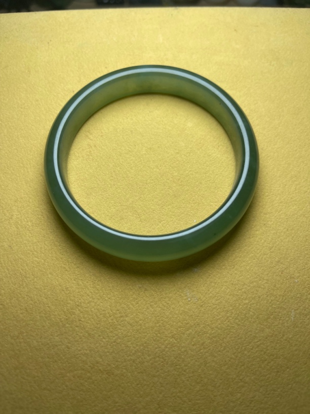 天然玉石稀少大口径67-68口径暴风雪手镯就一只越戴越冰透