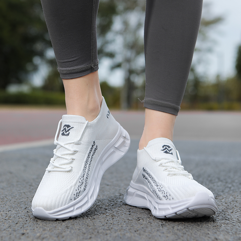 牛霸道 秋季新款透气健身曳舞鞋 男女同款鞋跑步广场跳舞鞋235525