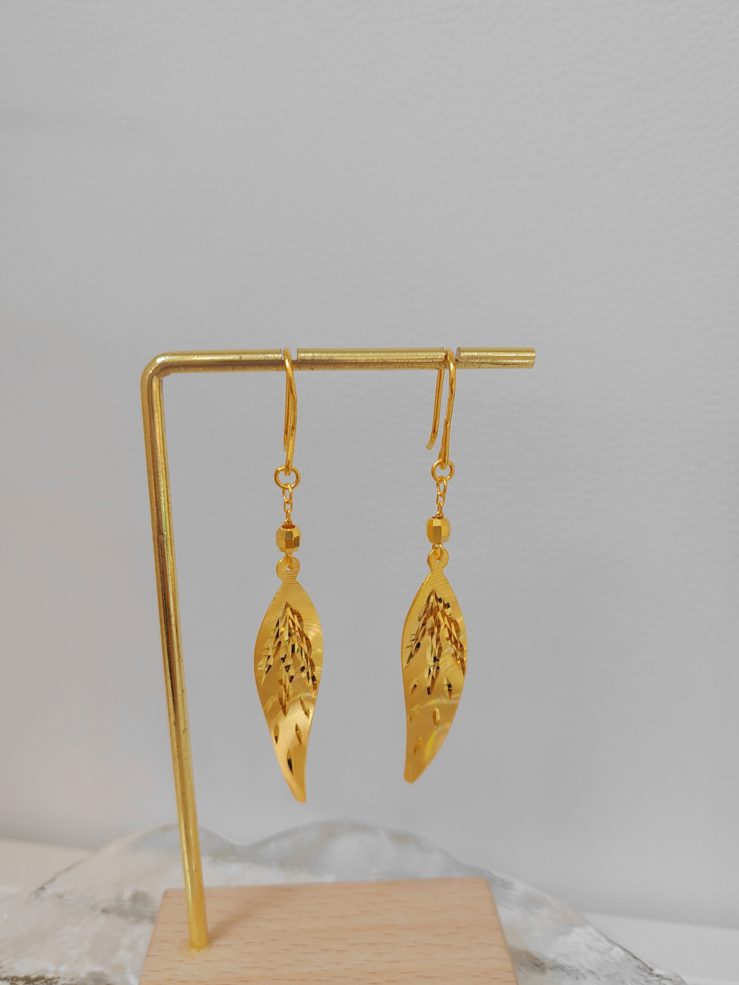 足金999 时尚百搭树叶耳钩