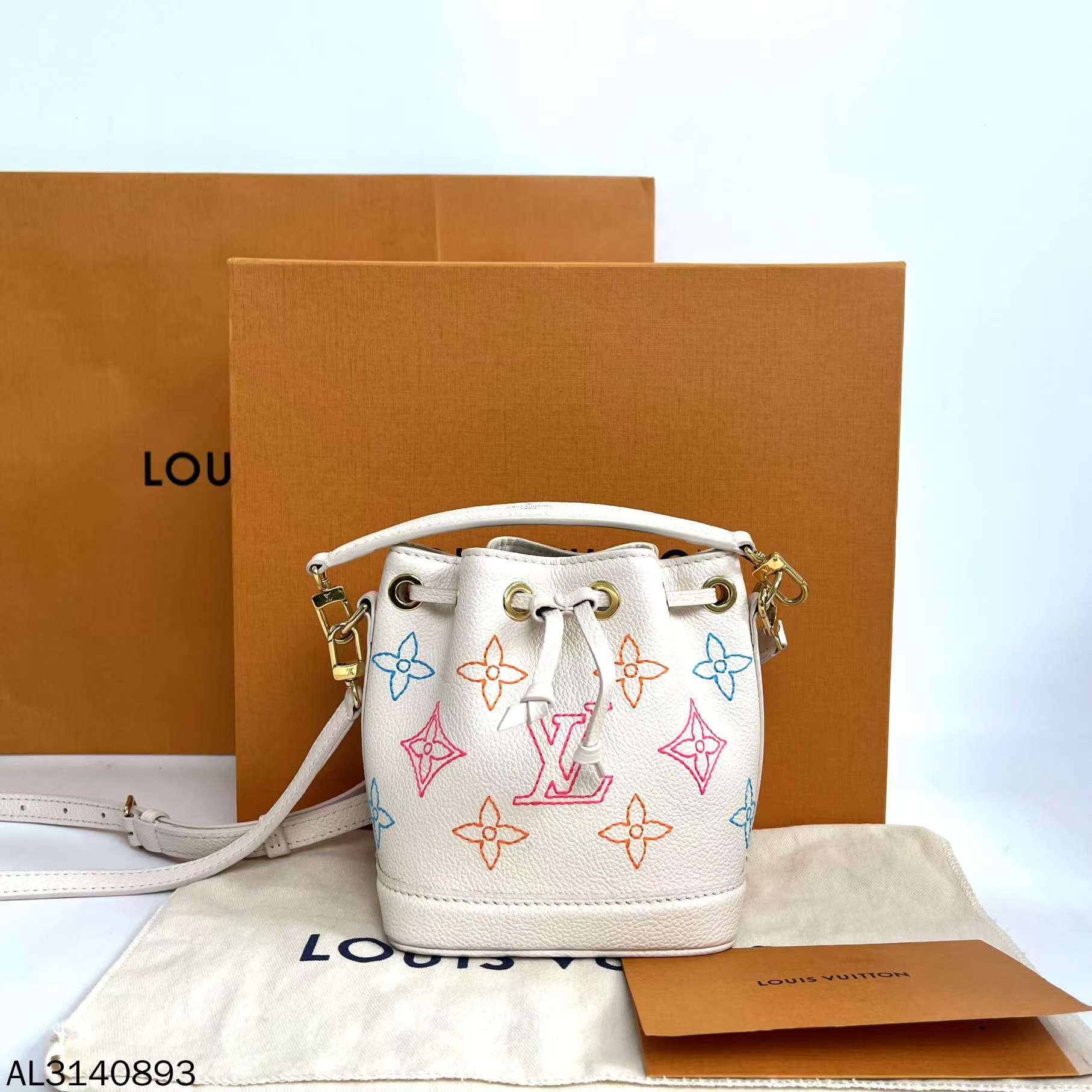 99新 LouisVuitton/路易威登 lv水桶包 nano noe刺绣款/AL3140893