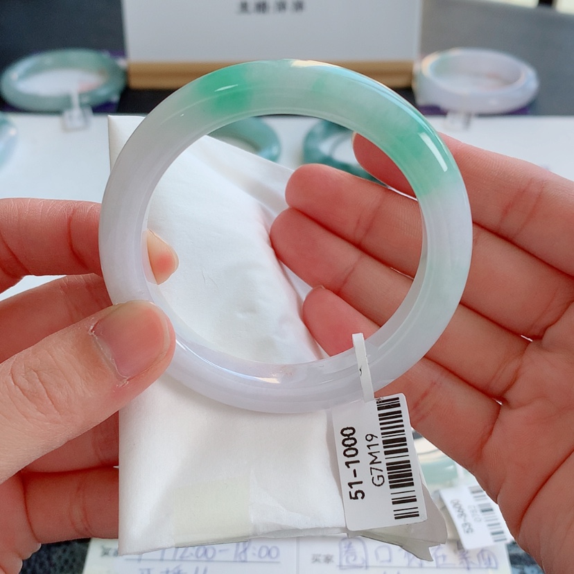 【闪购商品】翡翠手镯未镶嵌66