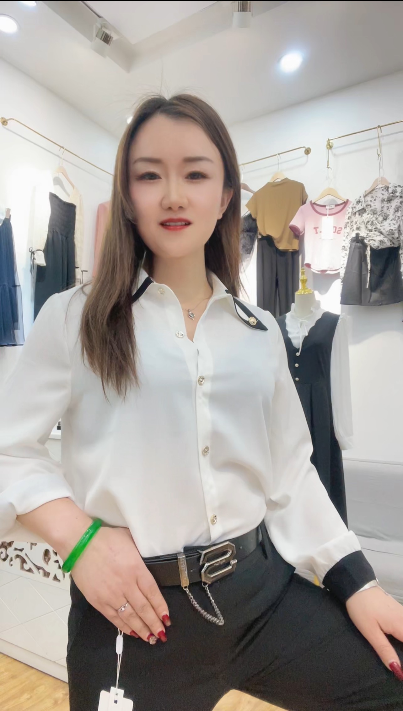 爱尚衣时尚百搭女装