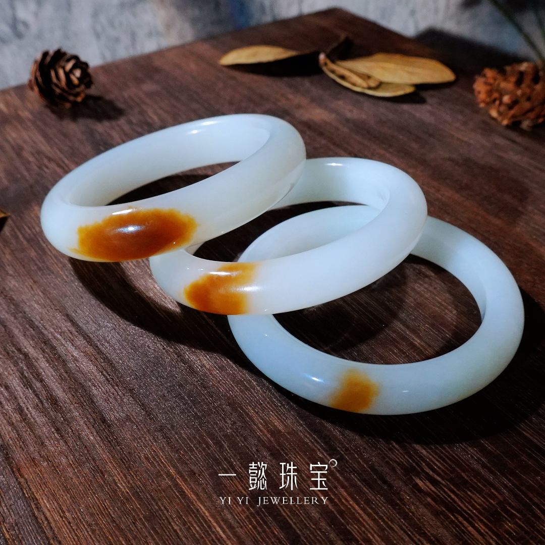 【一懿珠宝】天然和田玉且末糖白手镯 圈口多样性发货发其一 ty167