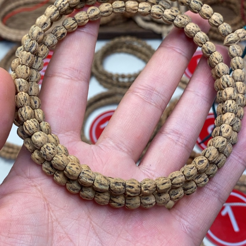 【闪购商品】柏香籽/百香籽吊坠
