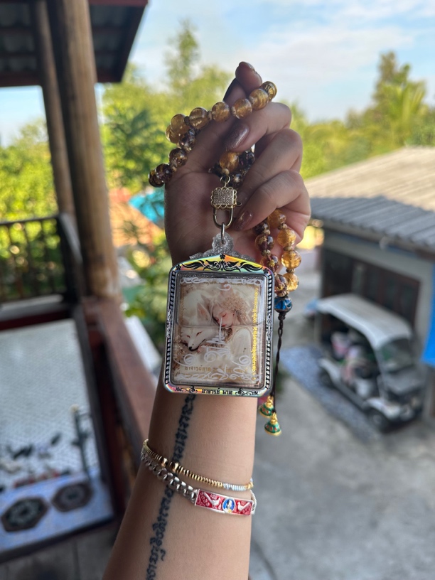 南娜 白狐姐姐特色摆件