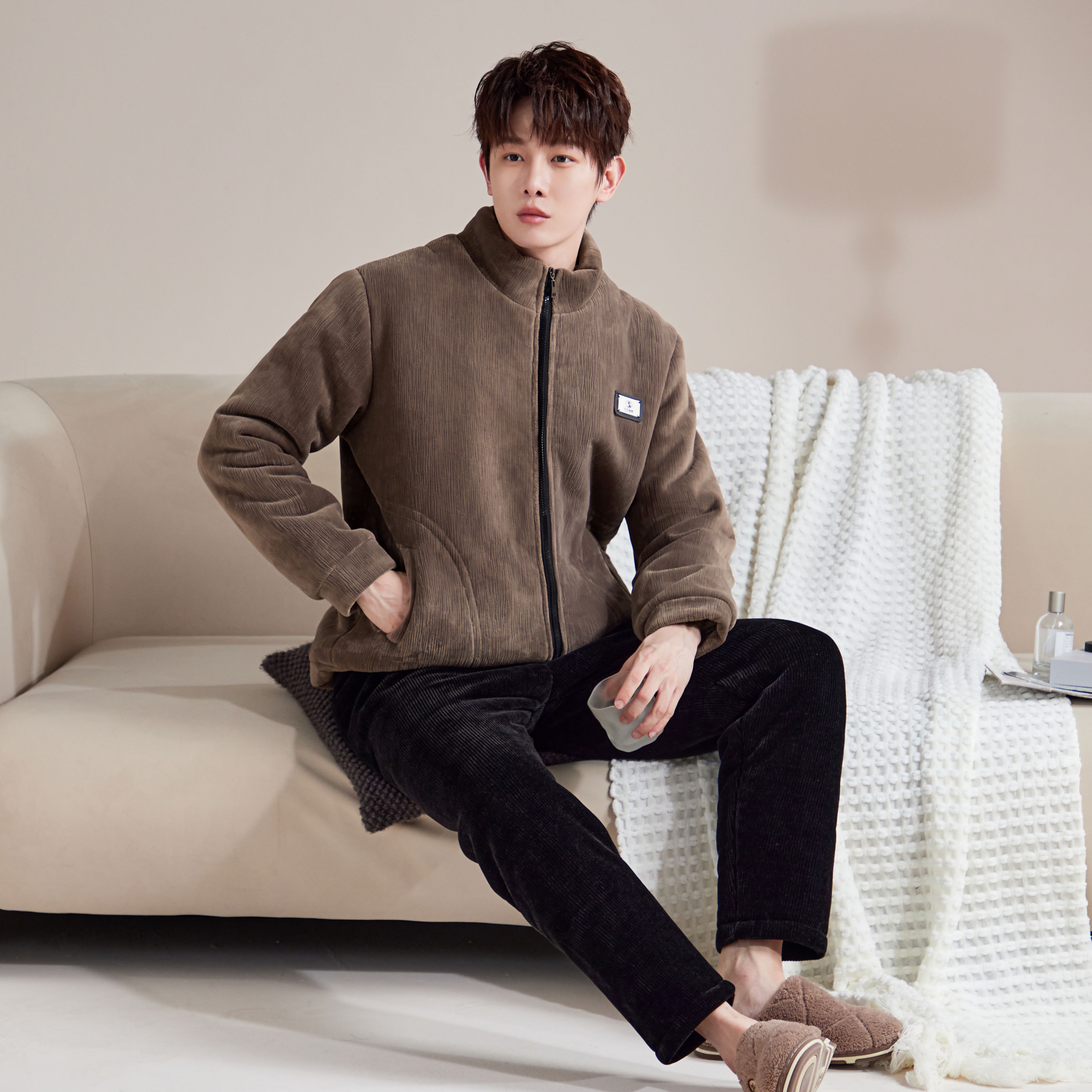 冬季5161睡衣男高档复合雪尼尔黑金绒三层加绒加厚可外穿家居服