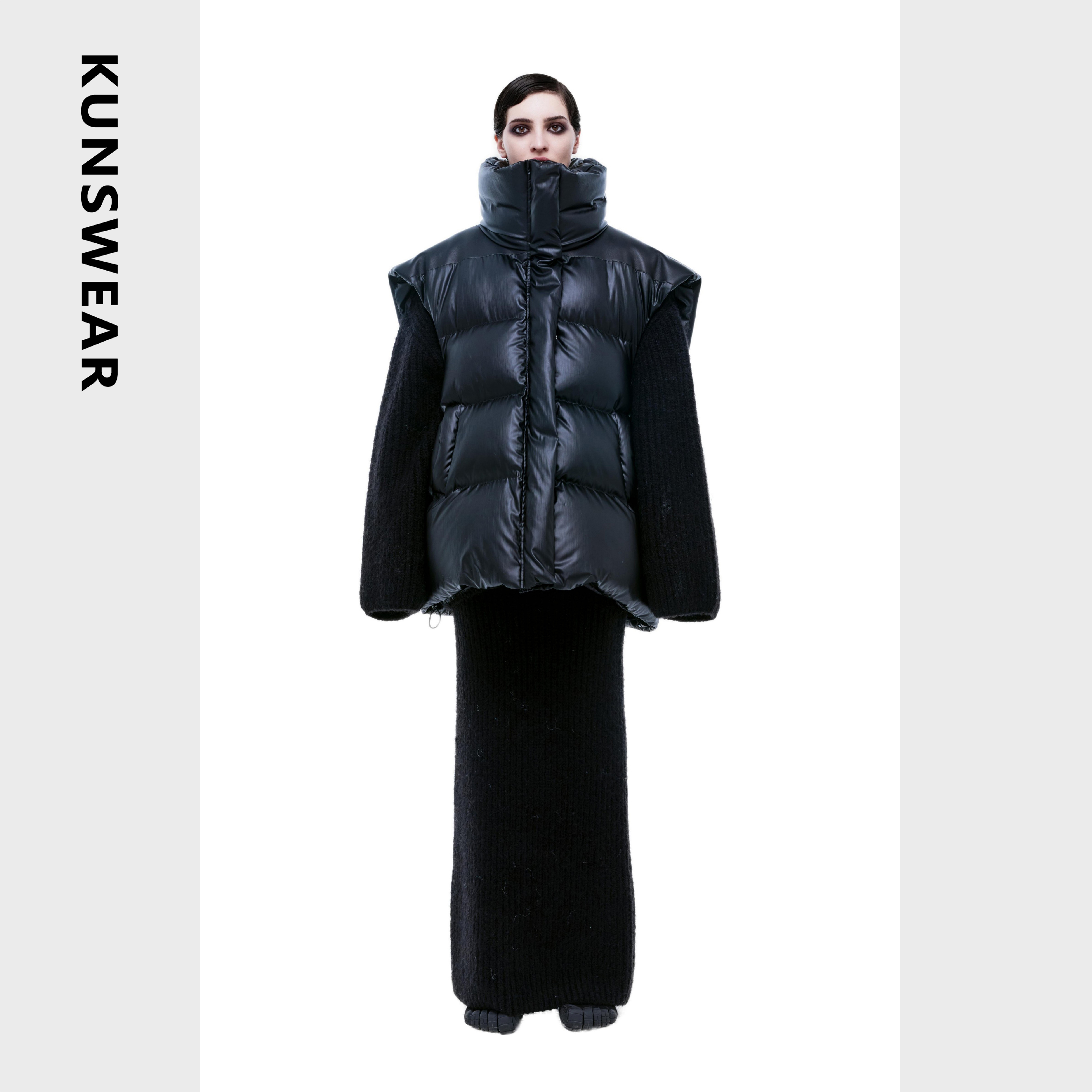 KUNSWEAR/琨丝薇尔24WI 经典立领百搭保暖羽绒马甲外套 828009010