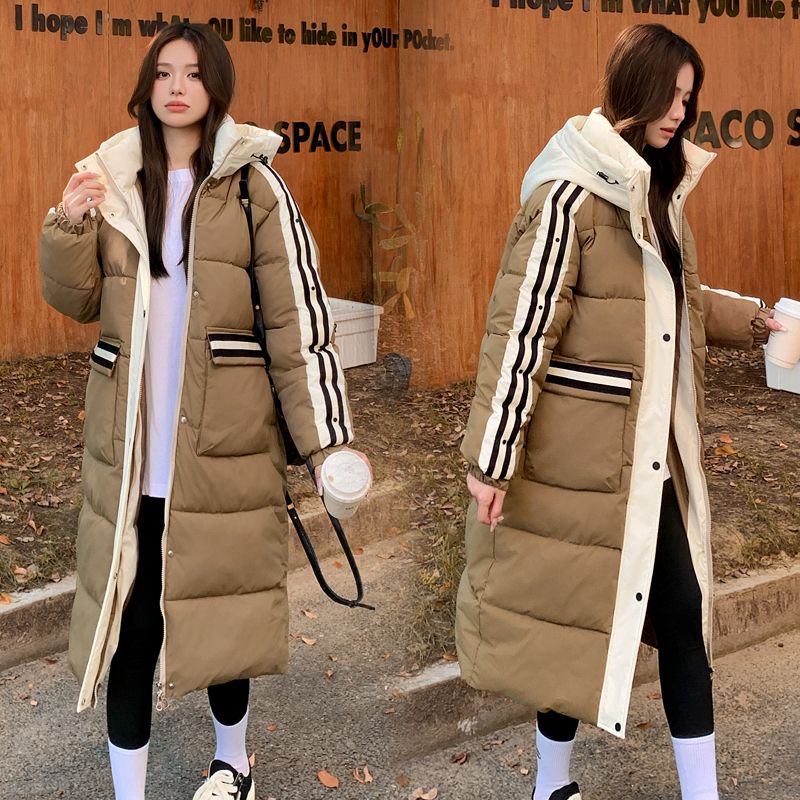 2023冬季新款卡其色过膝长款面包棉服今年流行拼色棉衣加厚外套