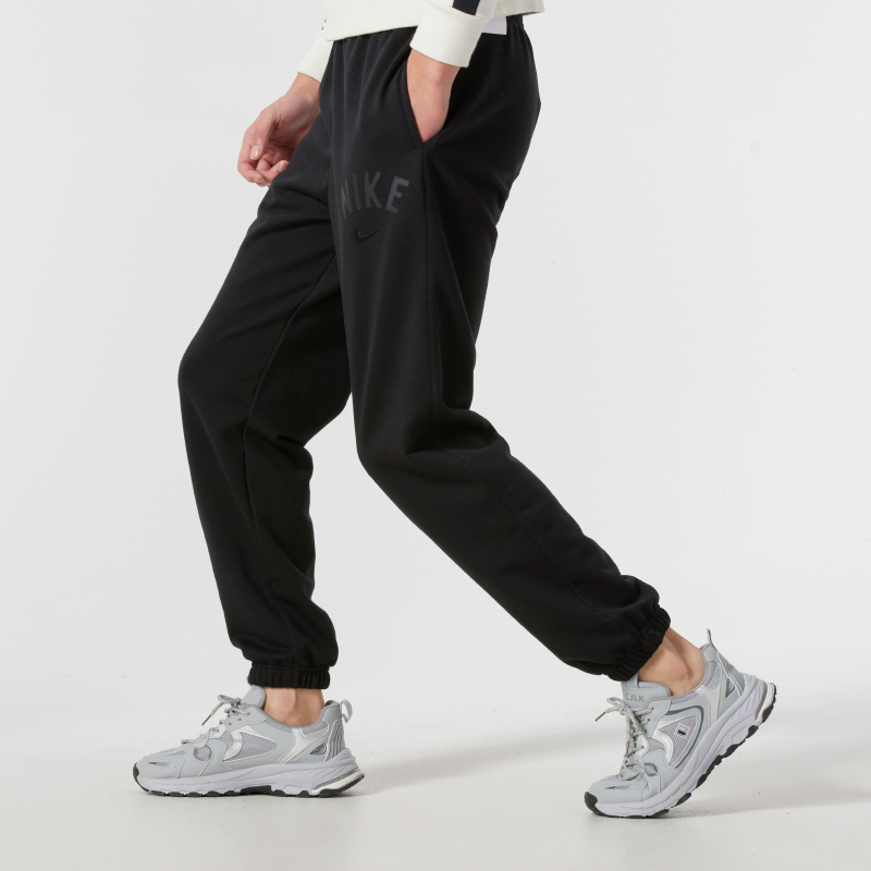 Nike耐克男装裤子新款针织训练长裤健身休闲裤黑色卫裤FV9947