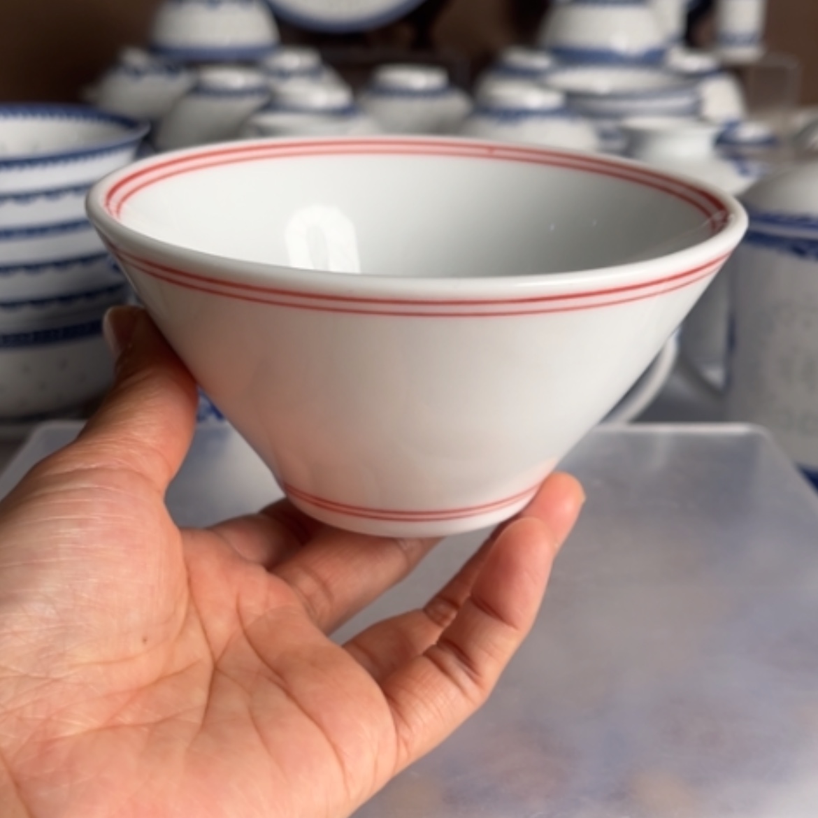 【闪购商品】陶瓷碗5英寸斗笠红