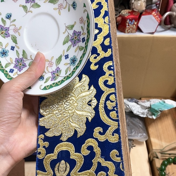 瓷片哈哈哈哈哈摆件哈哈