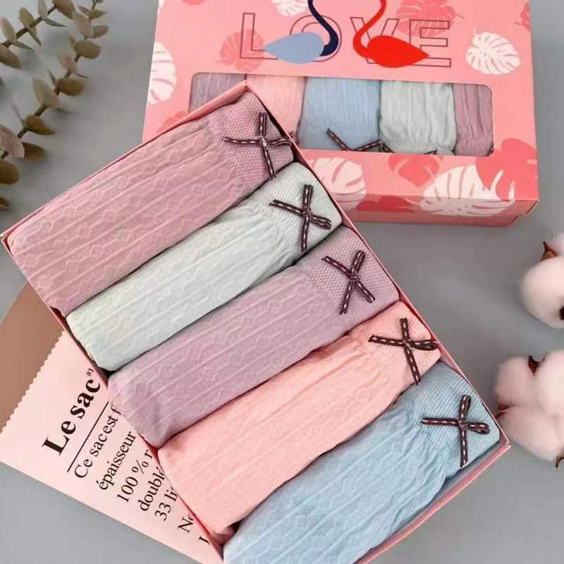 拍一发5条新款火烈鸟女士时尚短裤均码【80-140斤】