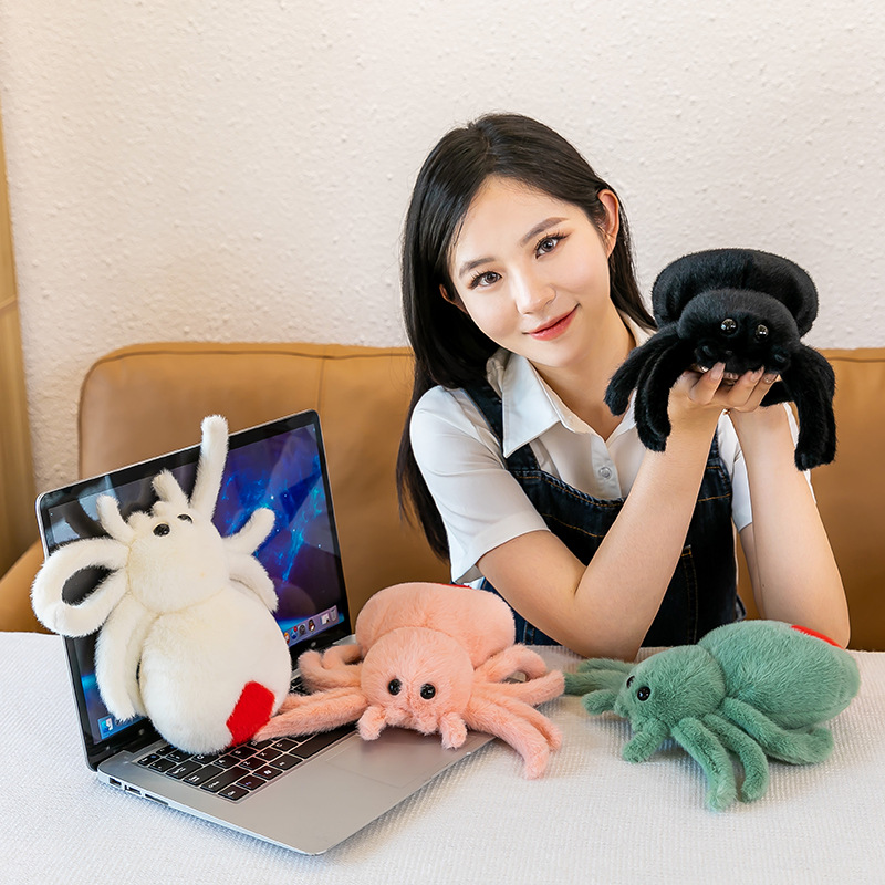 搞怪红尾蜘蛛毛绒玩具恶搞公仔办公室支架神器卡通电视柜摆件批发