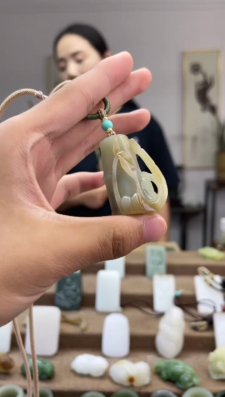 【闪购商品】和田玉挂件未镶嵌1