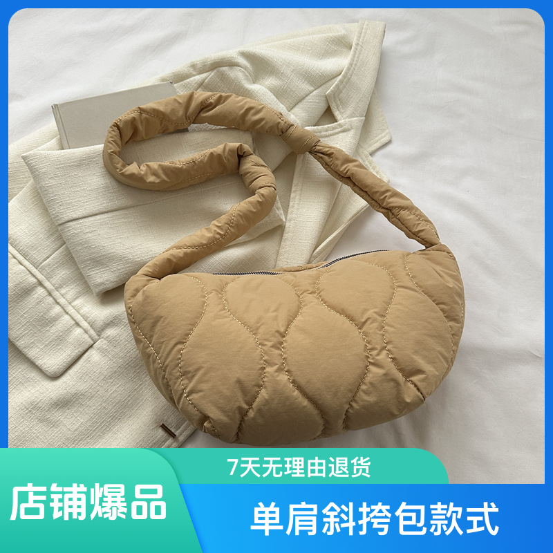 韩系纯色简约洋气高质感棉服包包女包冬季新款水饺包单肩斜挎包女