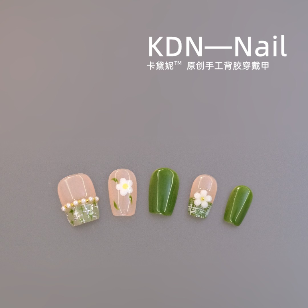 断码【雏菊小香】新短圆/新短方/中长方 显白纯手工穿戴甲10片