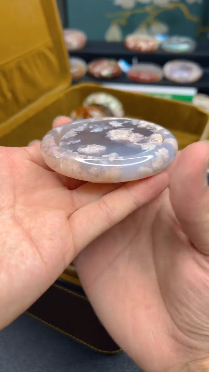 【闪购商品】石英质玉手镯未镶嵌847（61圈赠送镯心）