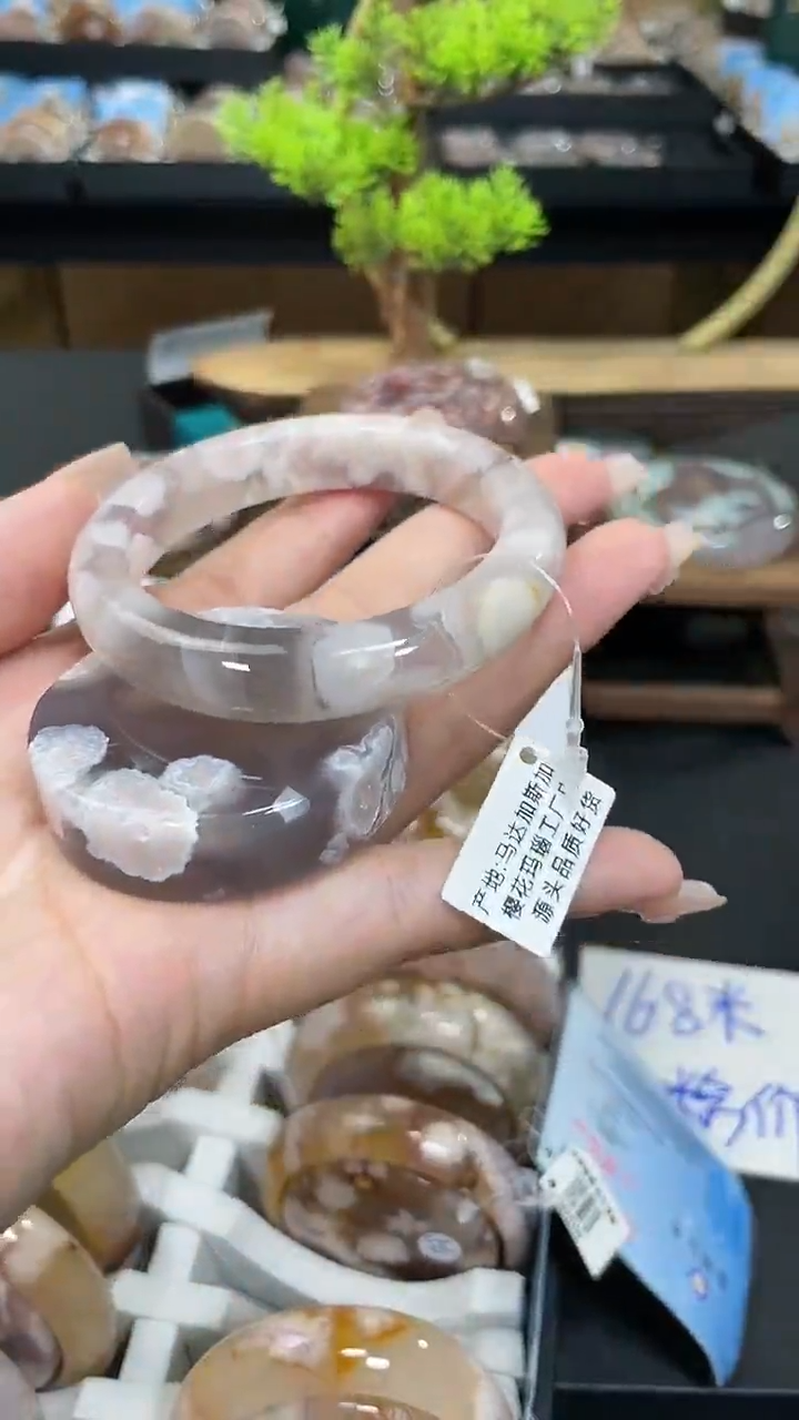 【闪购商品】石英质玉手镯未镶嵌A239（51圈赠送镯心）8129279