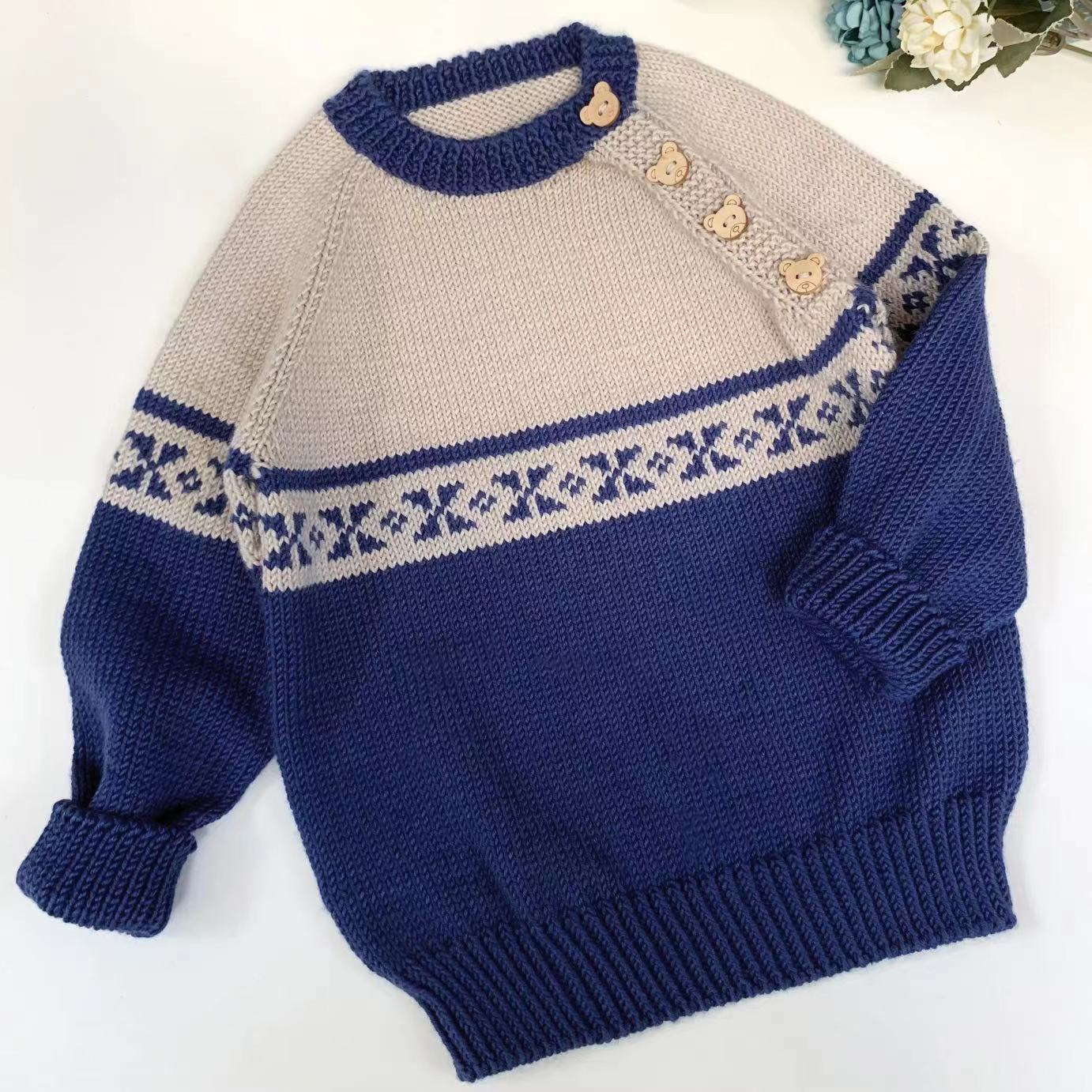 撞色圆领套头毛衣材料包（非成品）一团一两儿童毛线团！！！