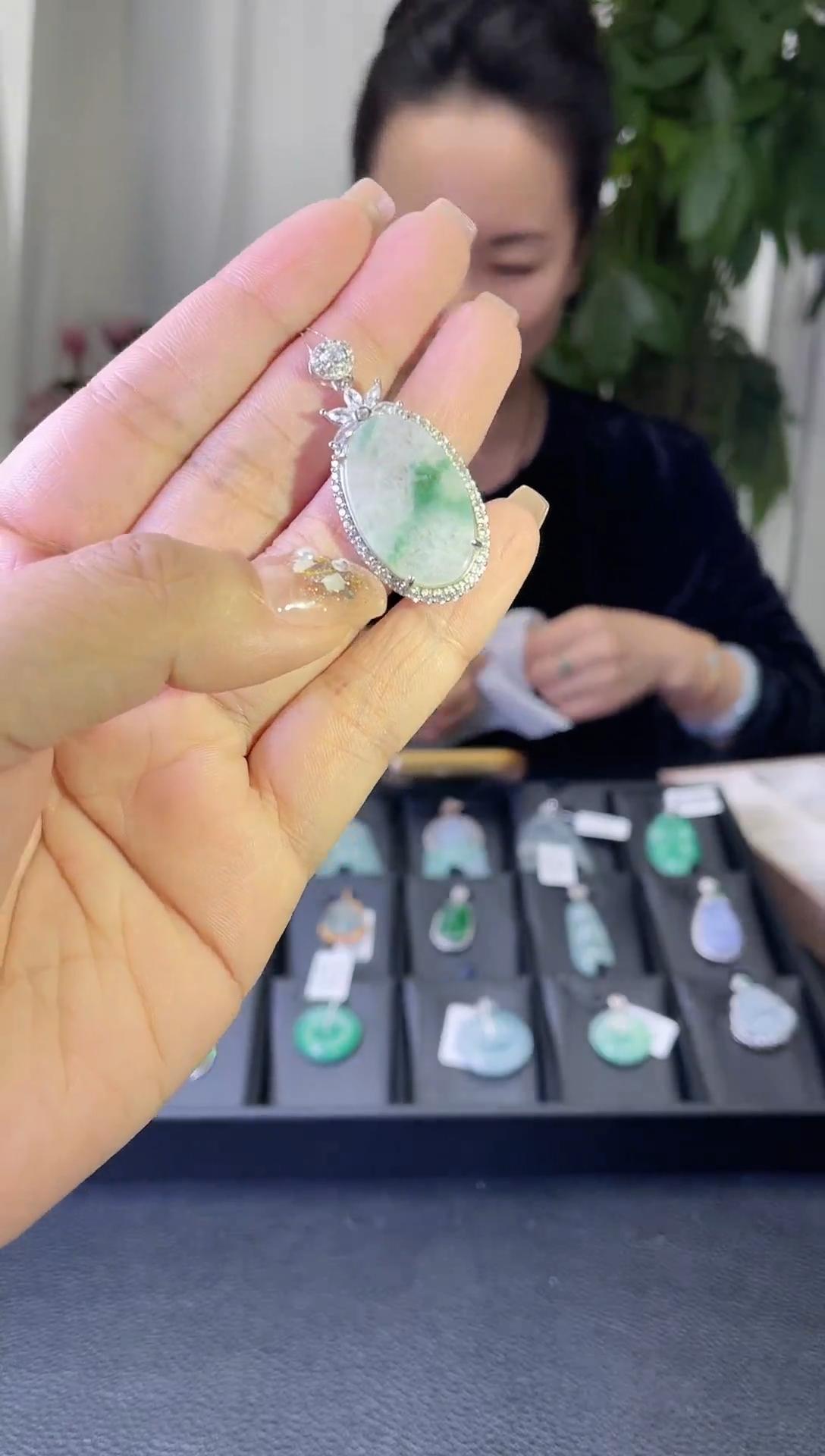 【闪购商品】翡翠吊坠(不含链)未镶嵌4多样性发一