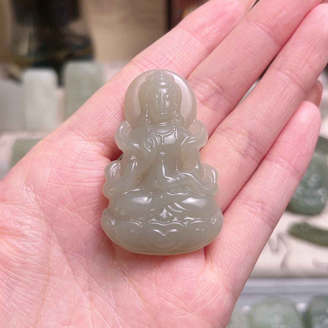 和田玉颈饰未镶嵌