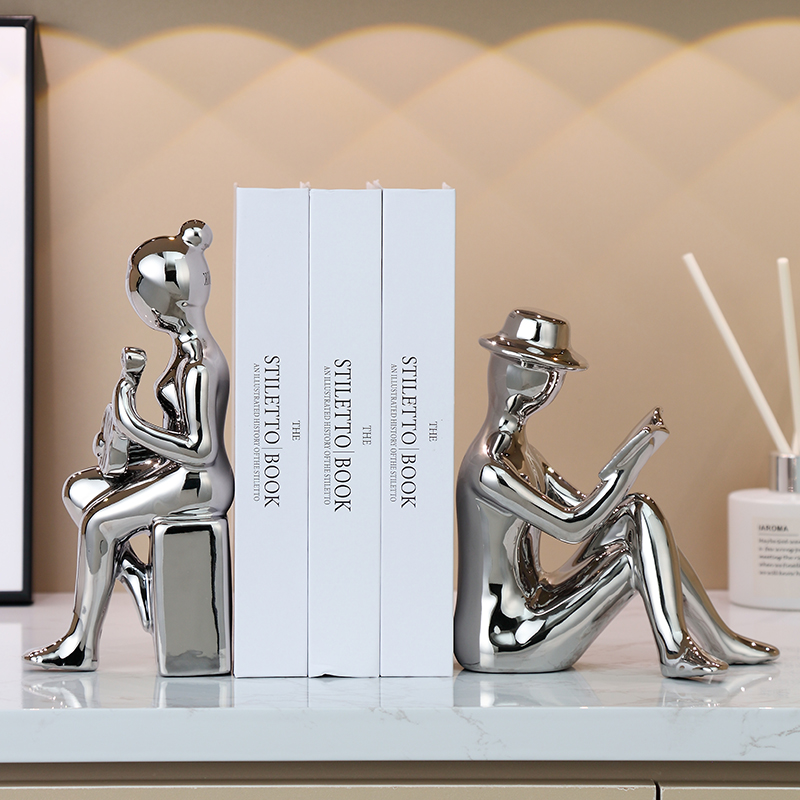 创意轻奢高档人物书档看书人摆件装饰酒柜玄关书房乔迁装饰简约