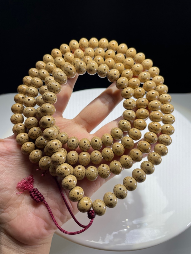 星月菩提原生态鸡油黄9×11苹果，月朗星稀大留白，针尖小细星。