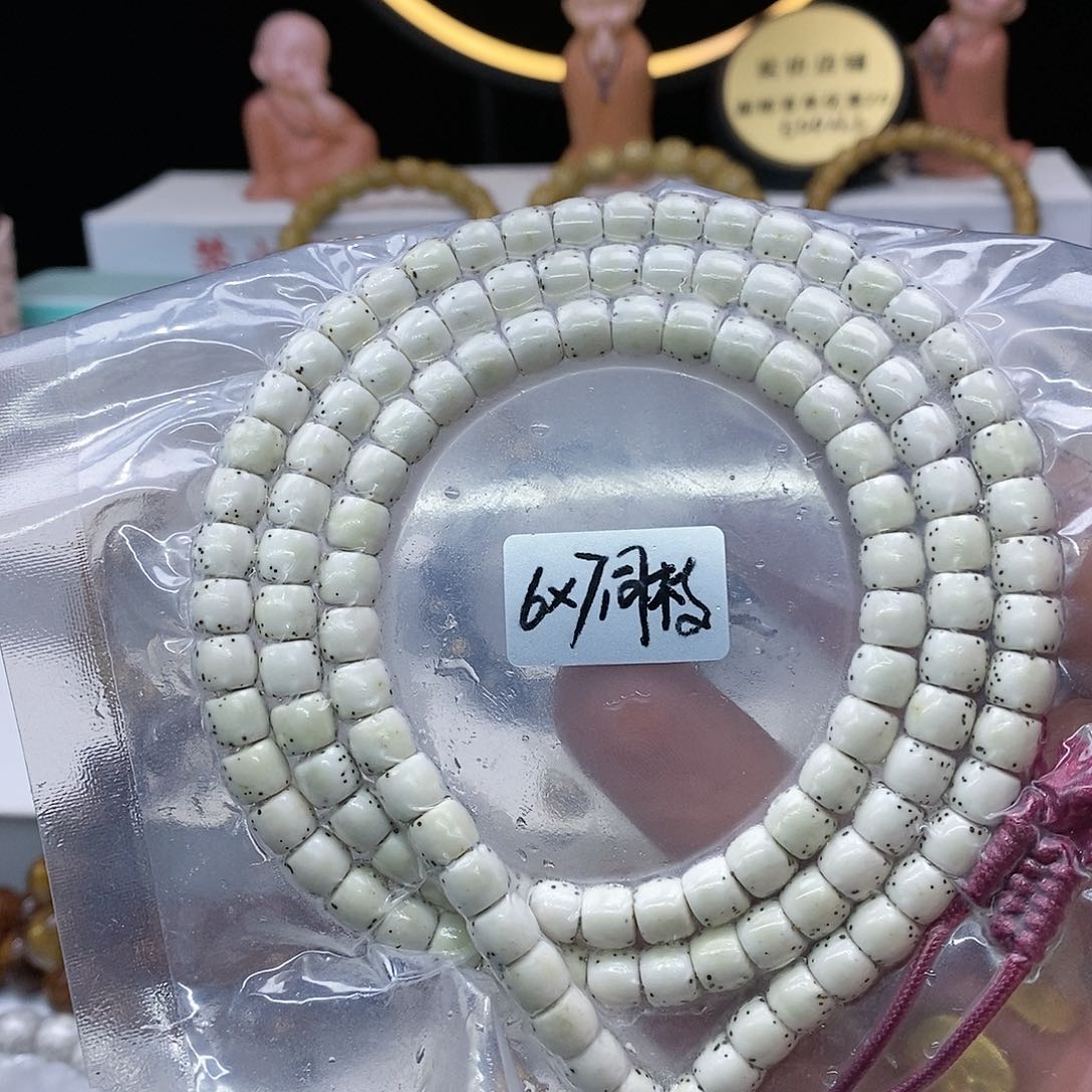 星月菩提手串S****A6×7直切桶珠原生态河豚大留白