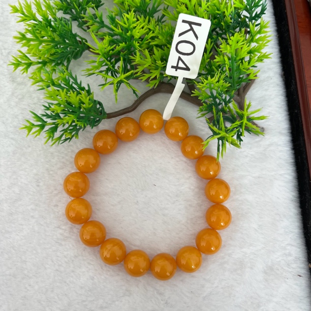 W031 古巴新蜜帝王黄手串12m+