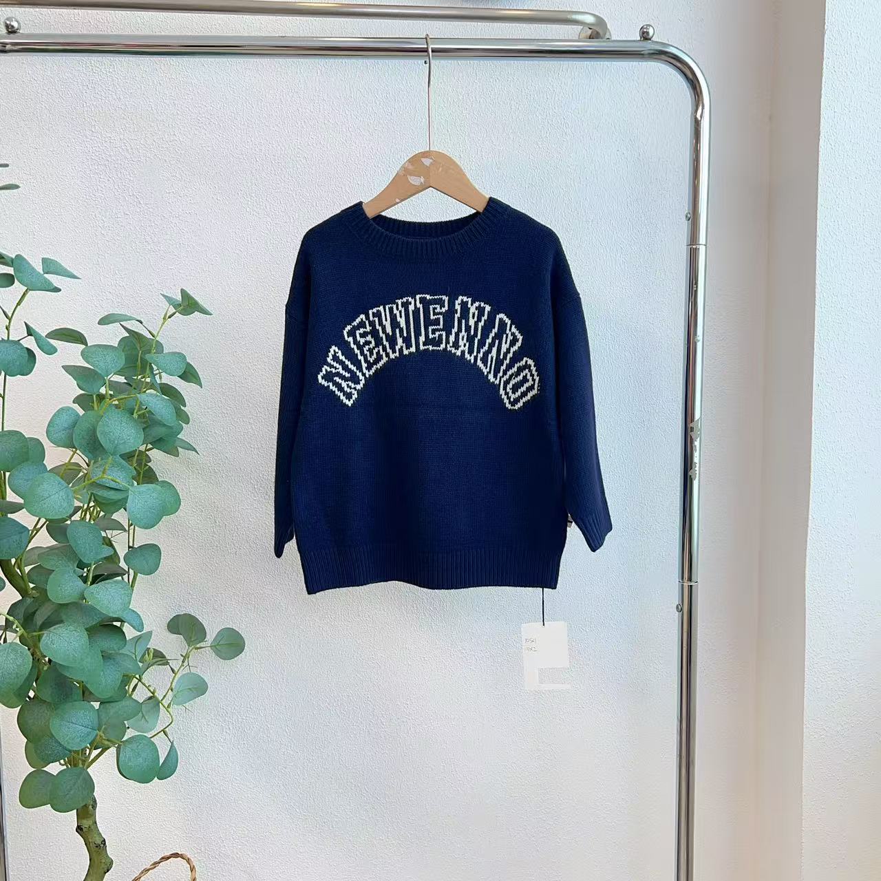 0012诺藏青微瑕毛衫