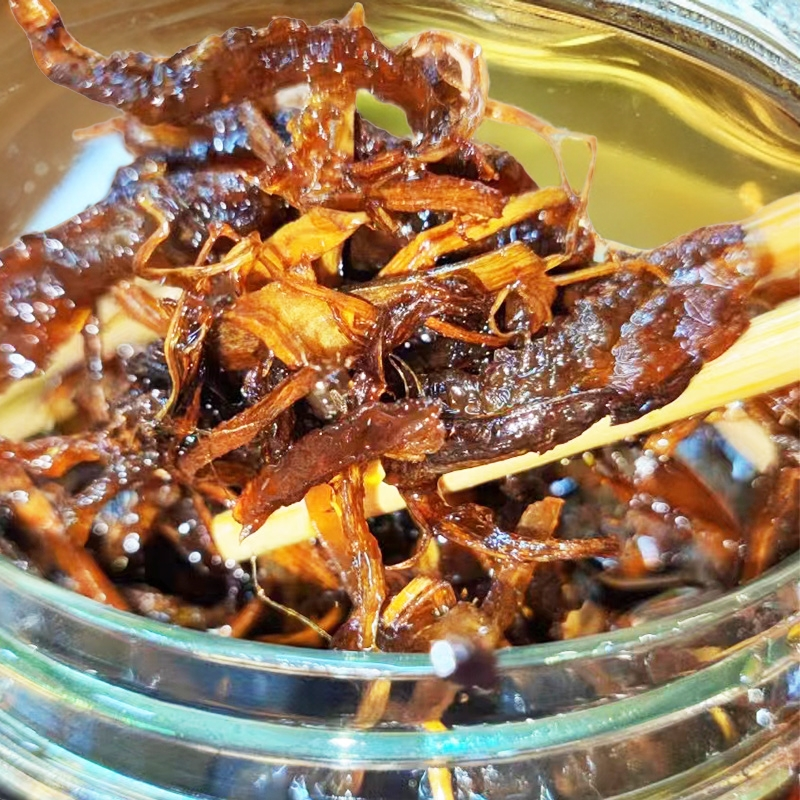 云洲土哥云南特产油鸡枞美味下饭菜可拌米线的油炸麻辣零食