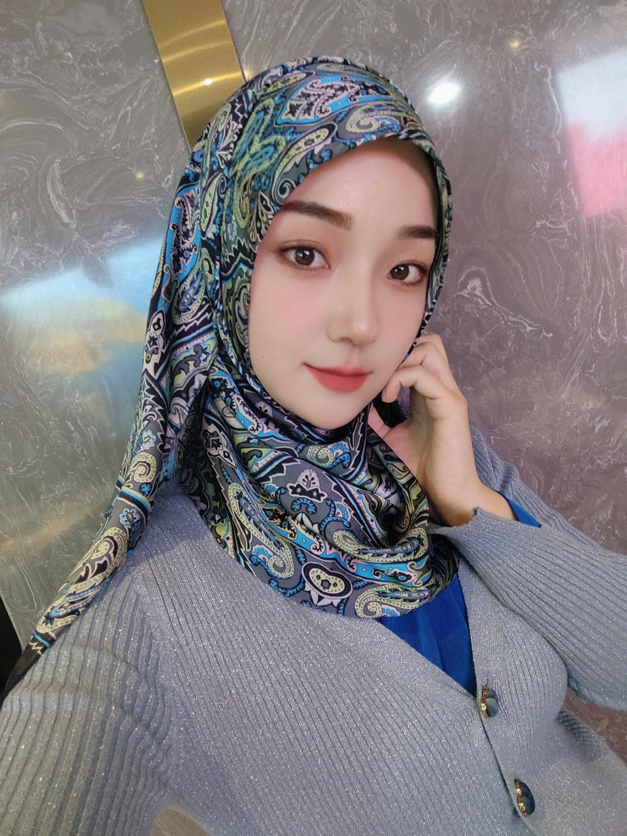 鲁米Rumiasima【摩洛哥】花纹复古蓝真丝长巾