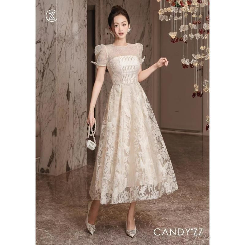 小众设计师款夏季法式复古重工刺绣蕾丝连衣裙女收腰显瘦长裙A175