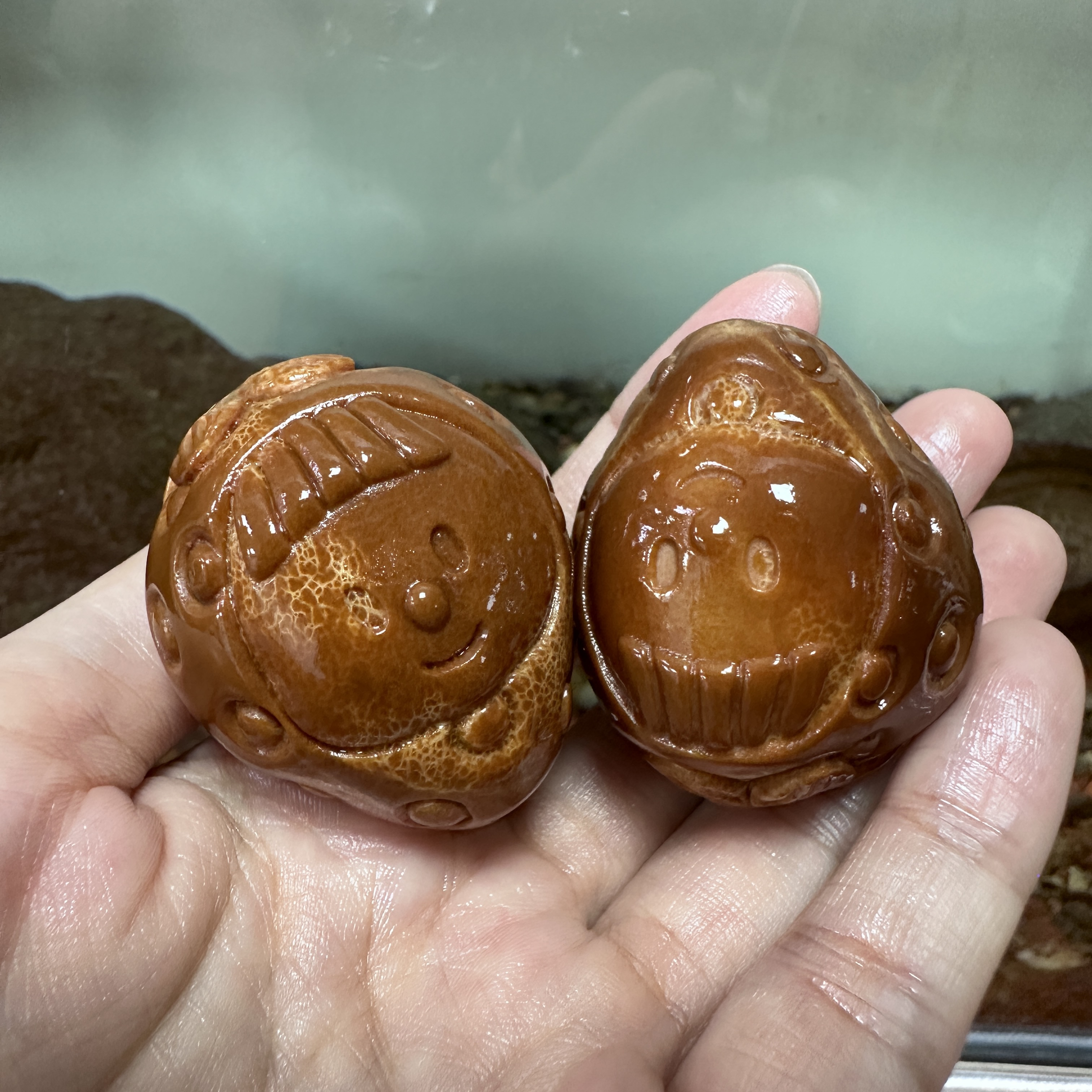 橄榄核草莓多妹文玩手球手把件一对多样性发货