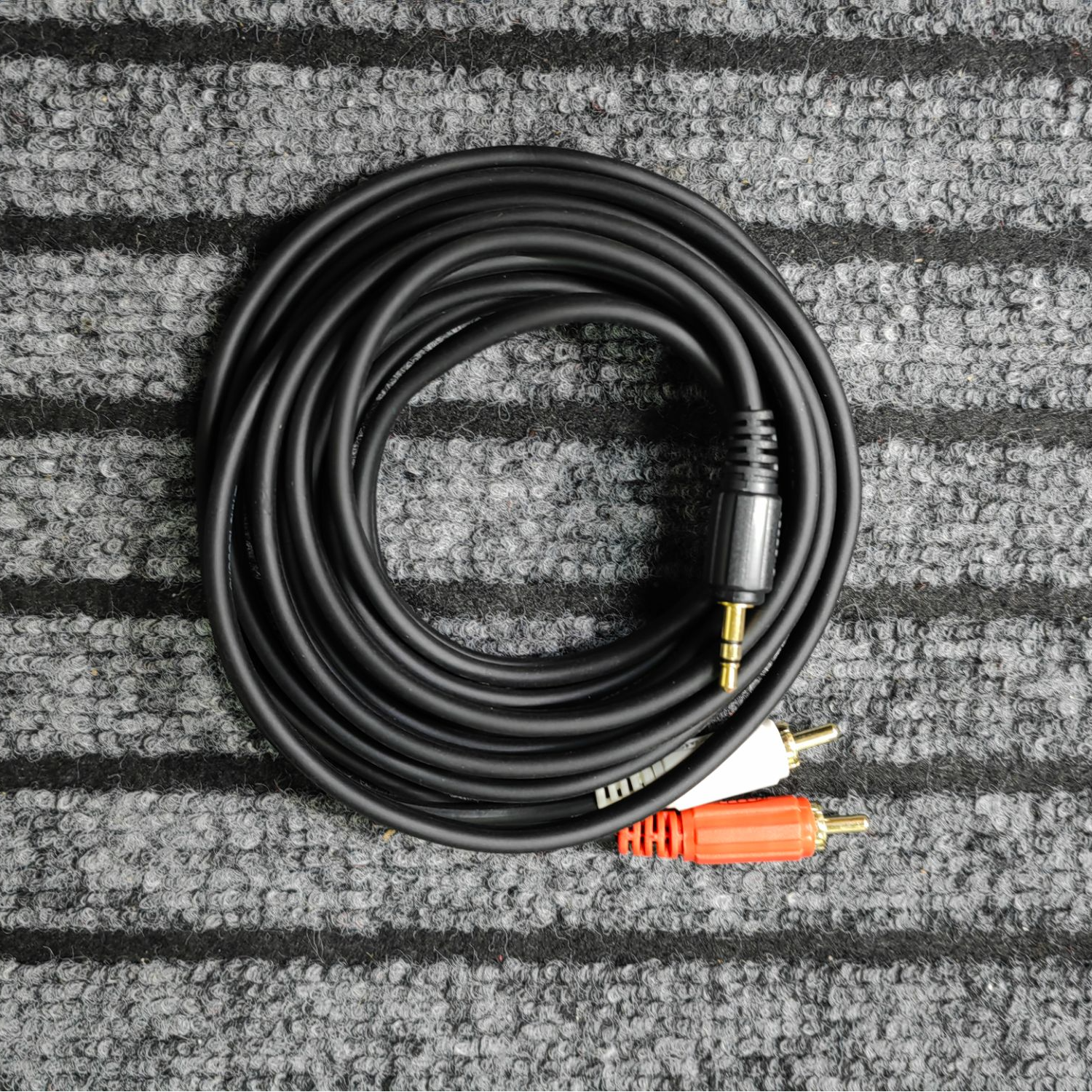 镀金3.5转RCA连接线（长度3米）