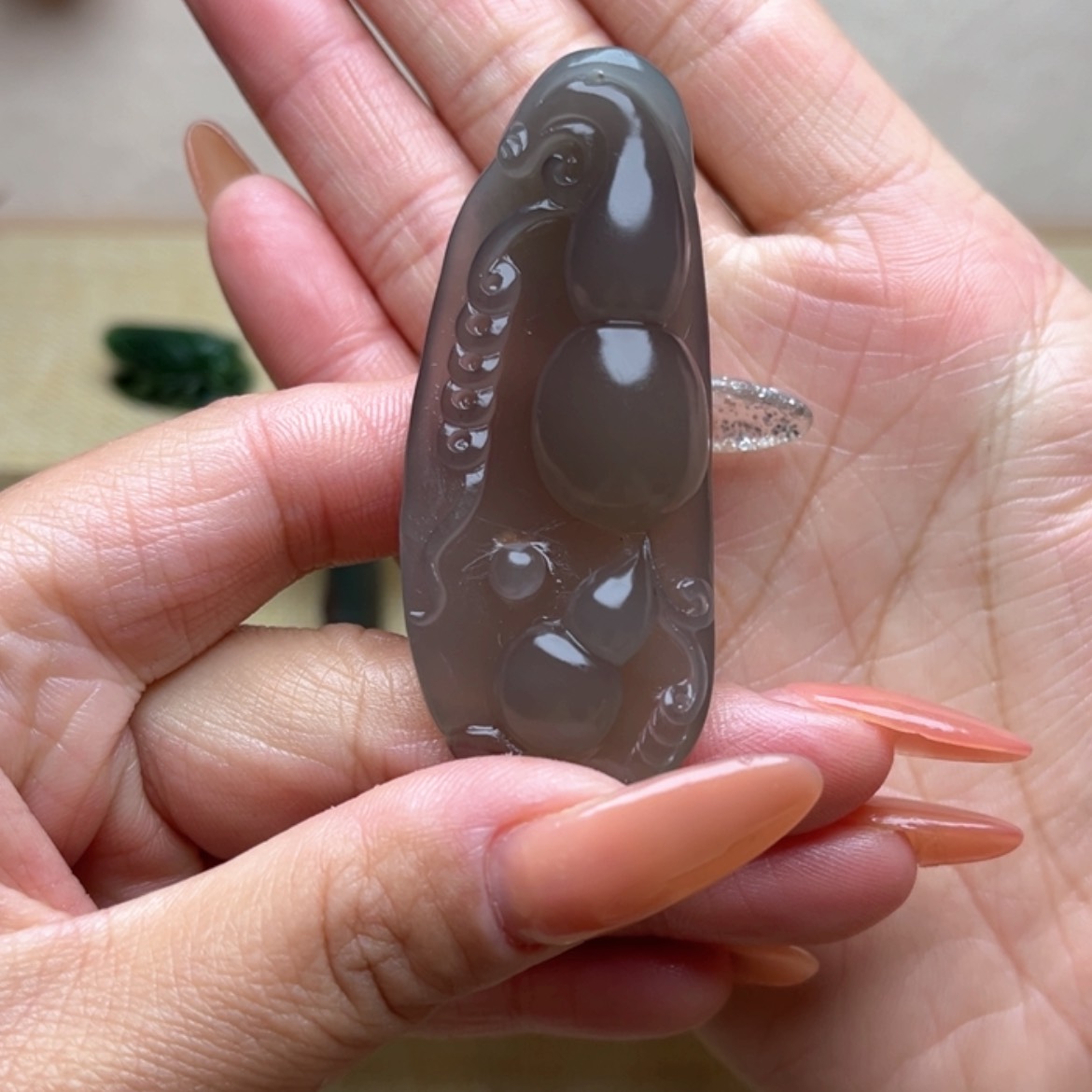 【闪购商品】玛瑙/玉髓颈饰未镶嵌✨***?