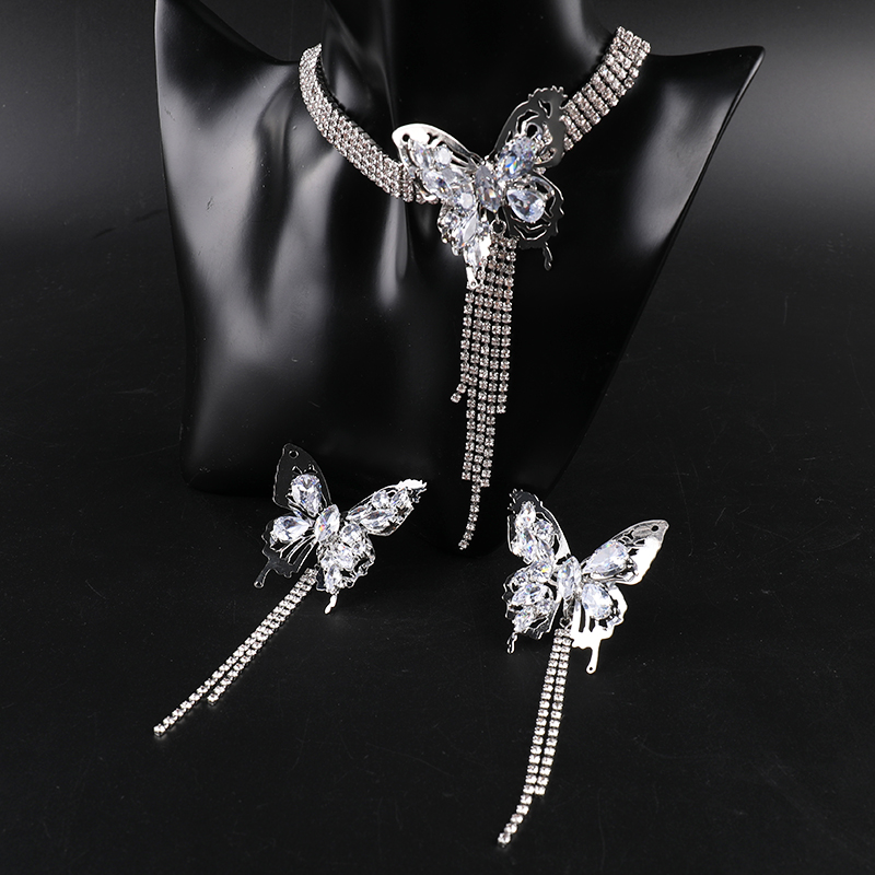 合金仿水晶项链 00833、834时尚立体蝴蝶百搭项链耳环套装