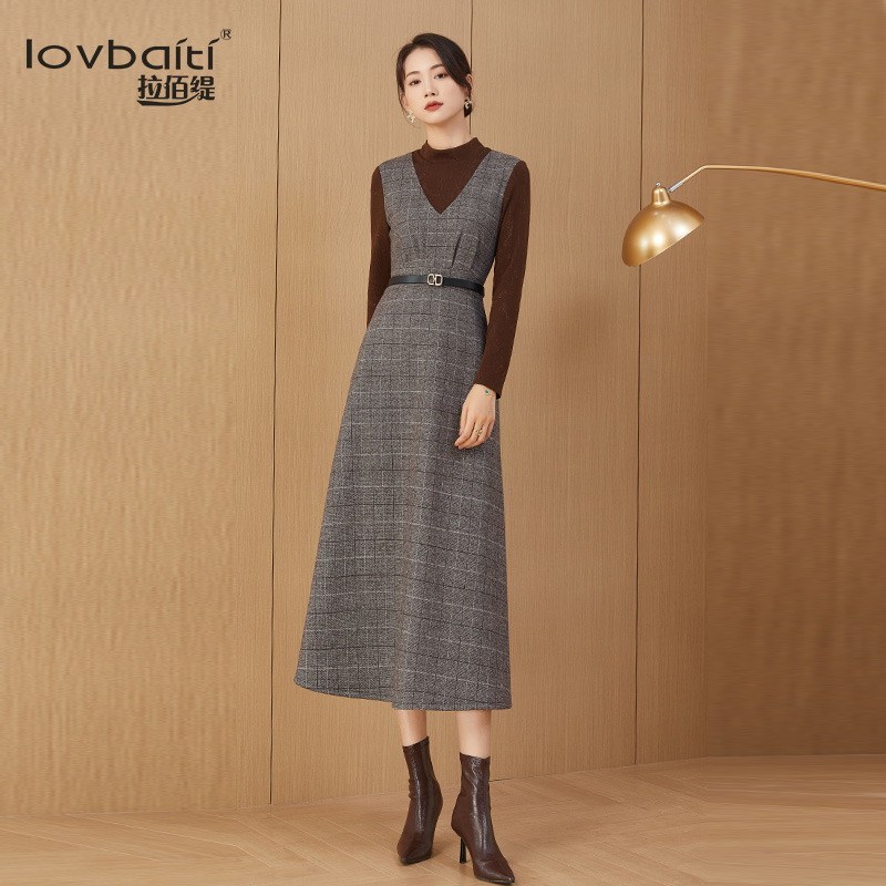 假两件毛呢连衣裙女秋冬2023新款高端气质显瘦高级感收腰长裙941