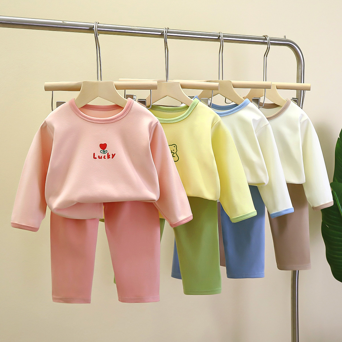 【小羊】儿童家居服套装新款睡衣女童德绒保暖内衣秋衣秋裤童装