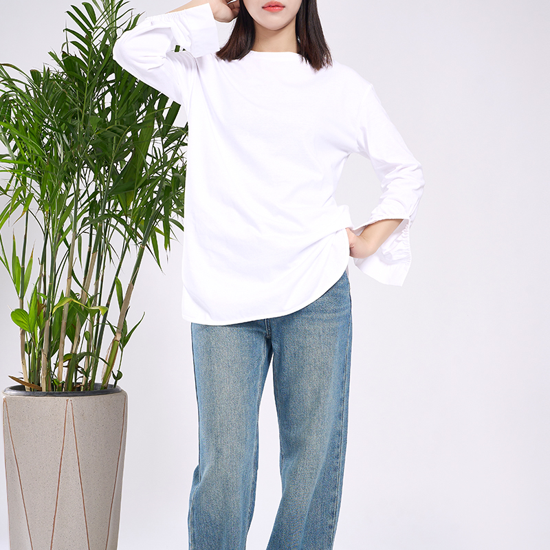 朵拉格格24春长袖百搭宽松圆领情侣纯棉T恤上衣牛仔休闲时尚白色