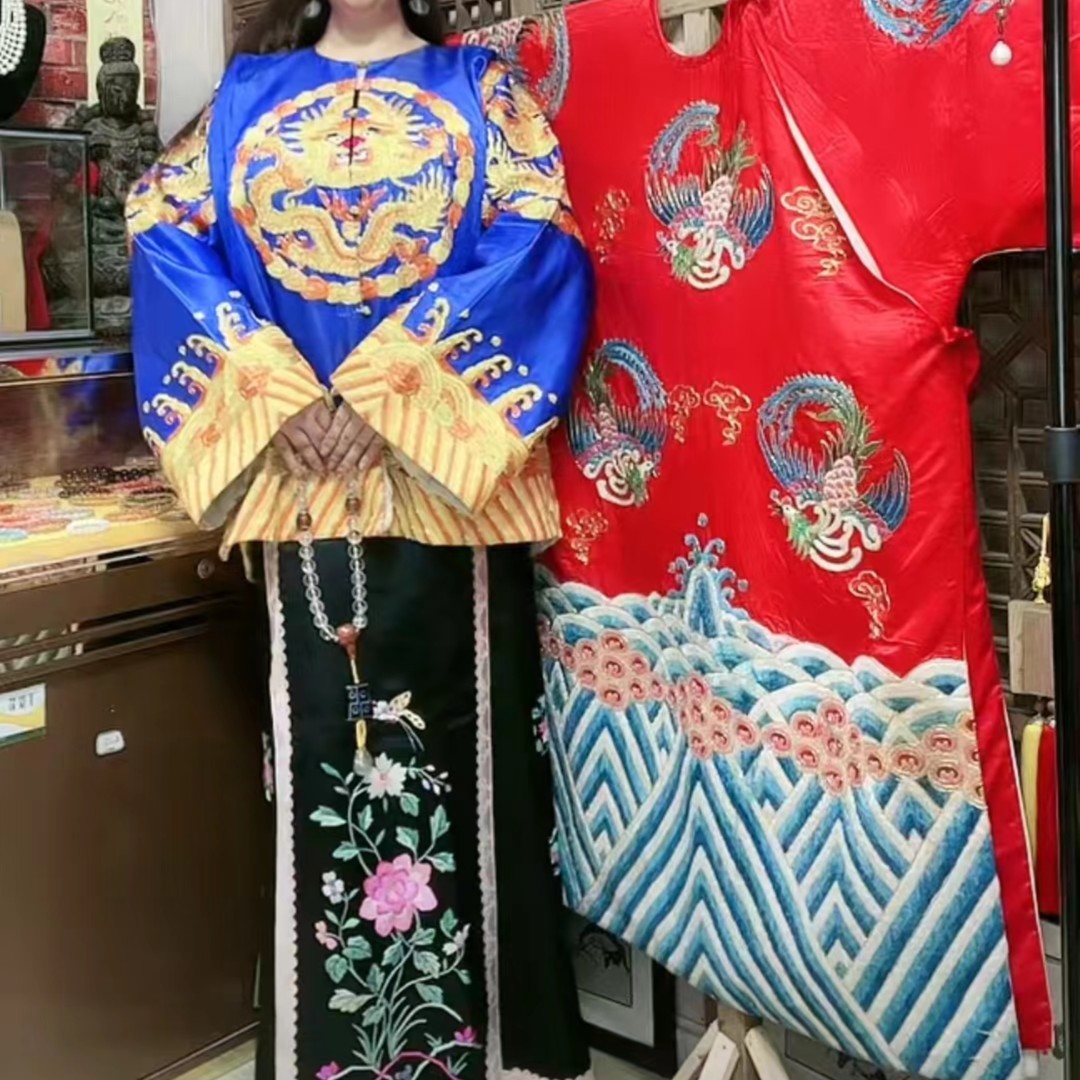 原底老绣短款龙袍