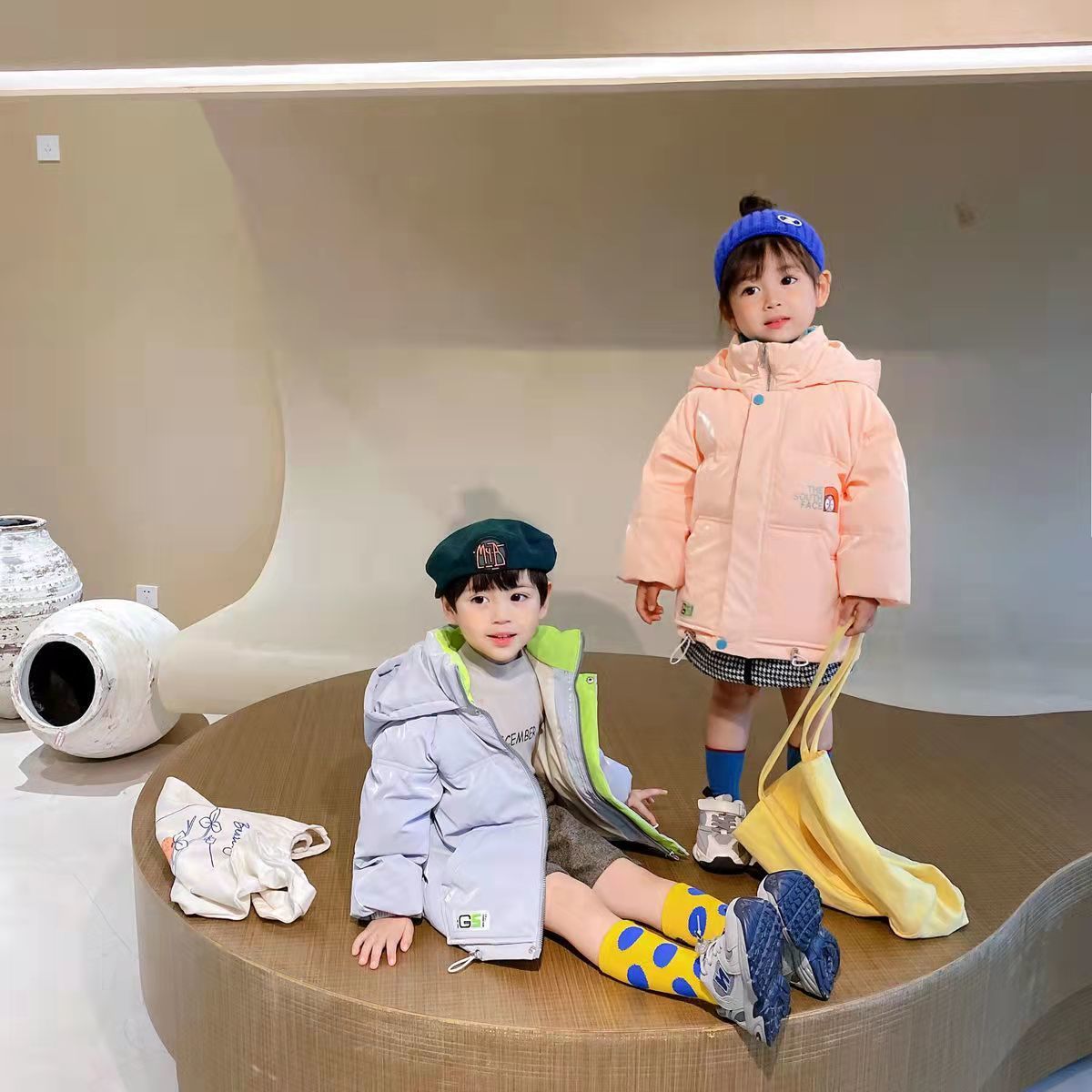 新款儿童羽绒服男童女童中大小童小孩宝宝加厚连帽免洗羽绒服外81