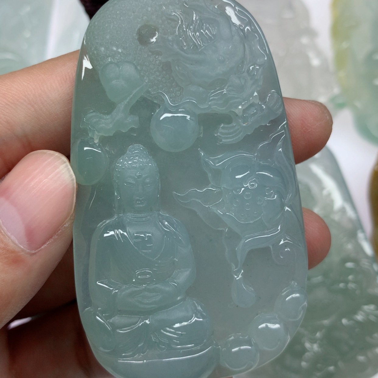 【闪购商品】翡翠挂件未镶嵌追**年
