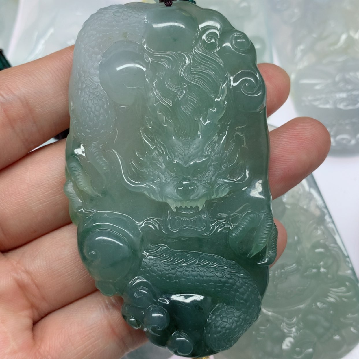 【闪购商品】翡翠挂件未镶嵌尘****