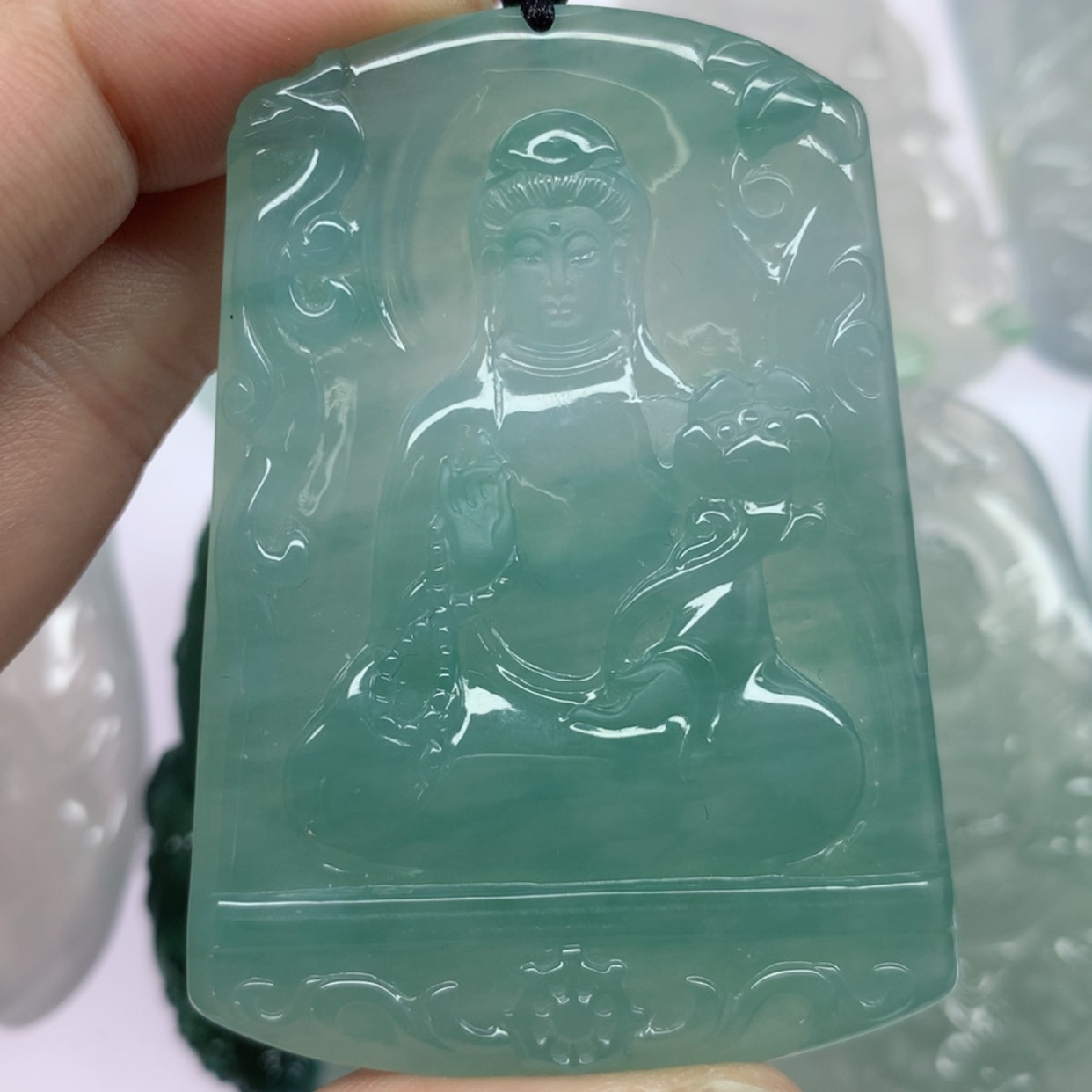 【闪购商品】翡翠挂件未镶嵌海*