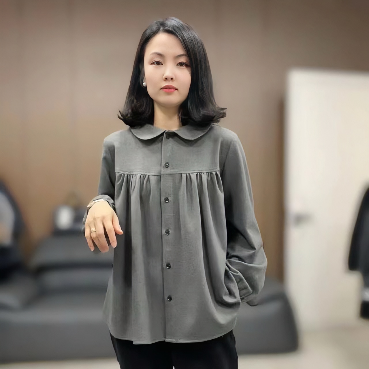 【xineba韩国鞋】小格纹娃娃领衬衫新款女士时尚洋气舒适宽松设计感